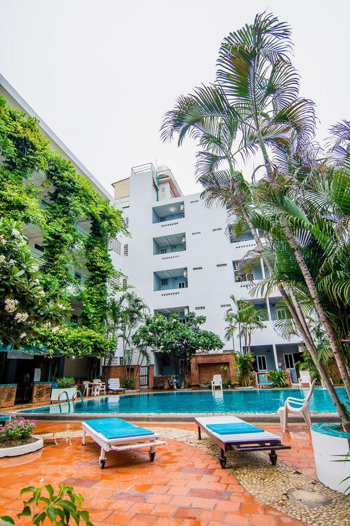 Hotel Sutus Court 5 Pattaya Exteriér fotografie