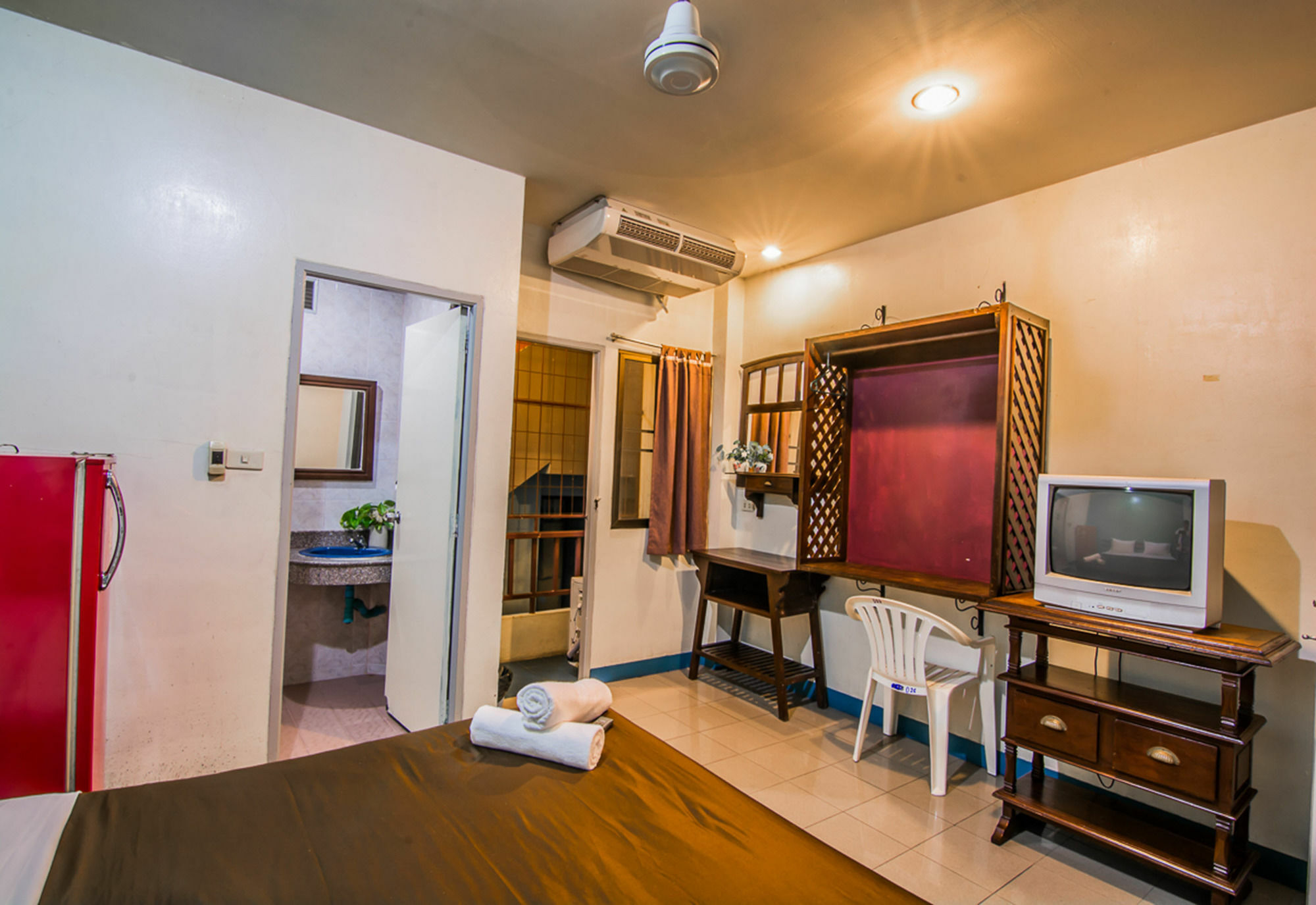 Hotel Sutus Court 5 Pattaya Exteriér fotografie